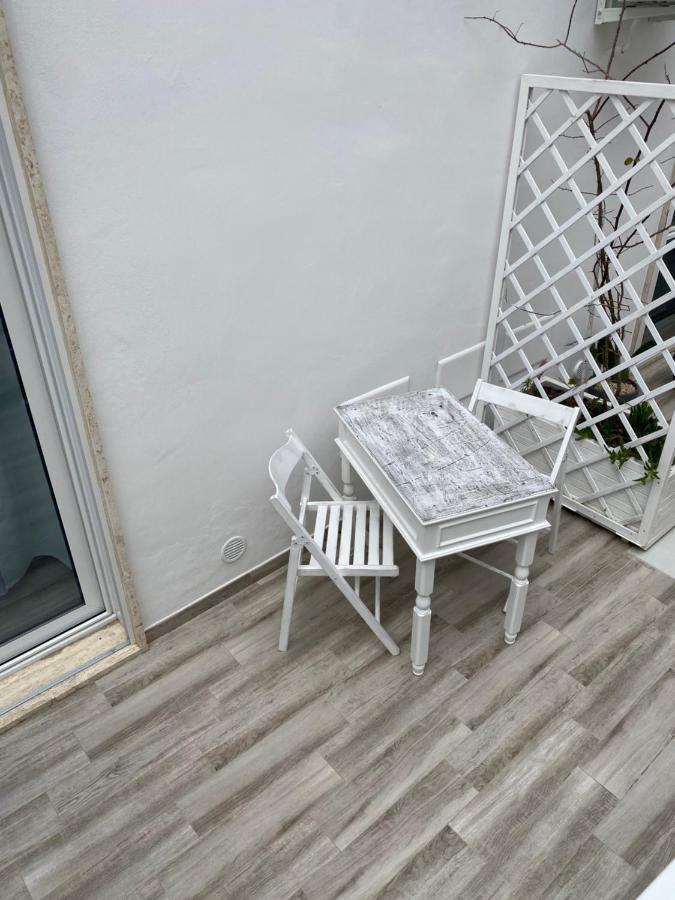 La Casa Di Nina Bed & Breakfast Lecce Exterior photo