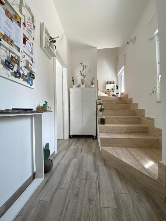 La Casa Di Nina Bed & Breakfast Lecce Exterior photo